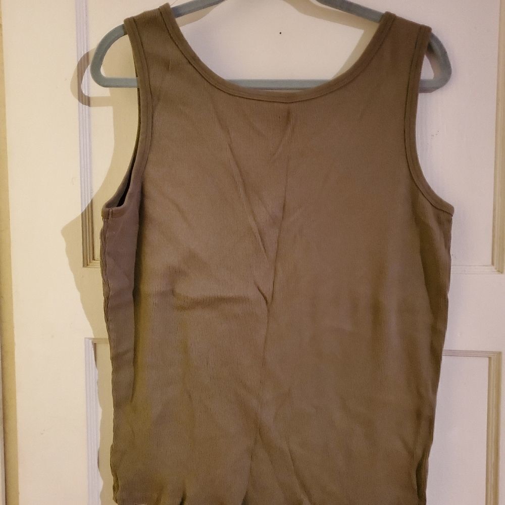 Tank Top‎ - Picture 5 of 6